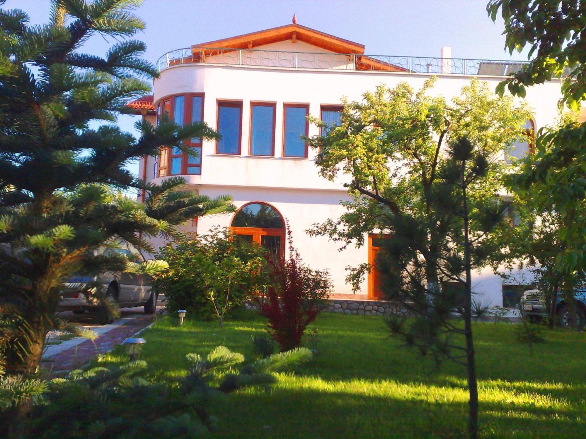 Family Hotel Sonata Szamokov Kültér fotó