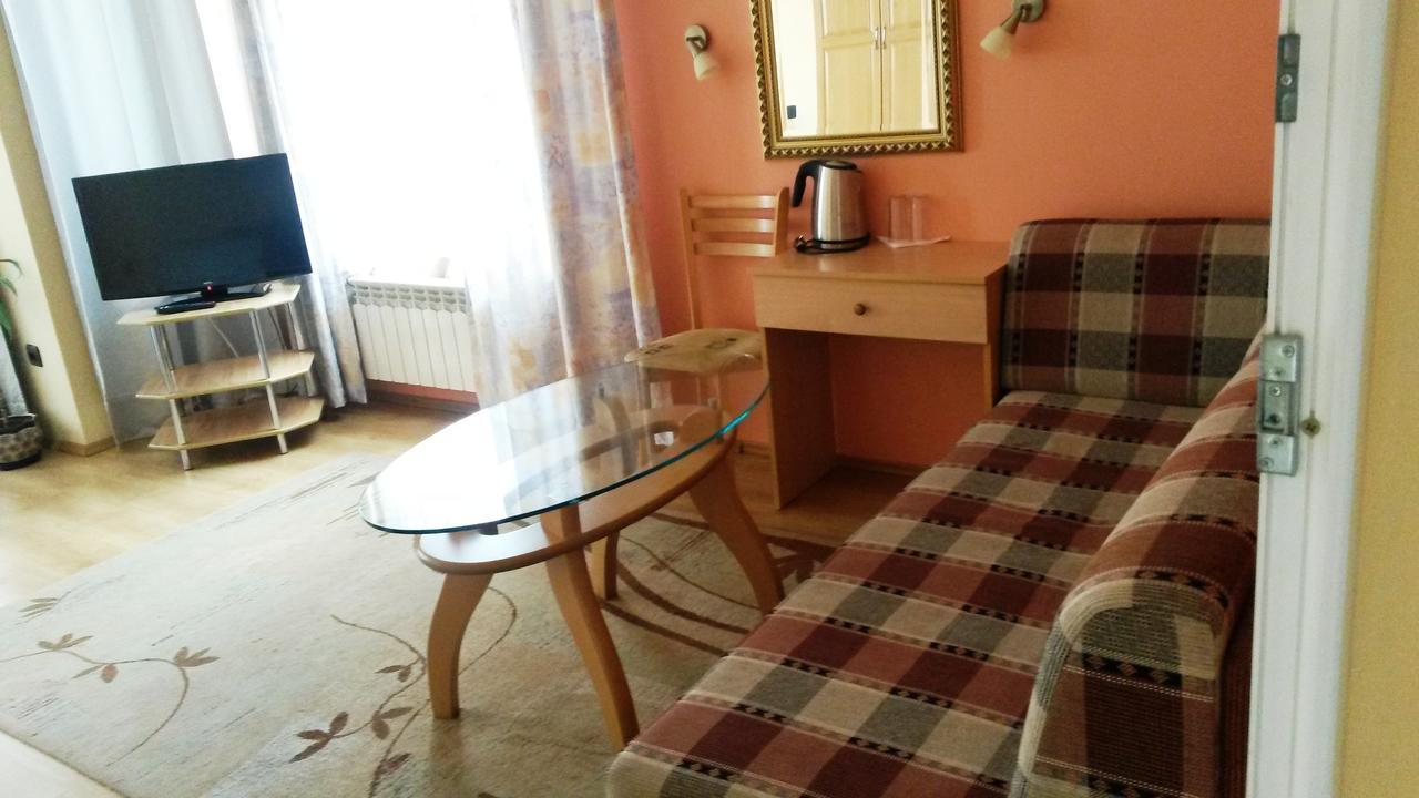 Family Hotel Sonata Szamokov Kültér fotó