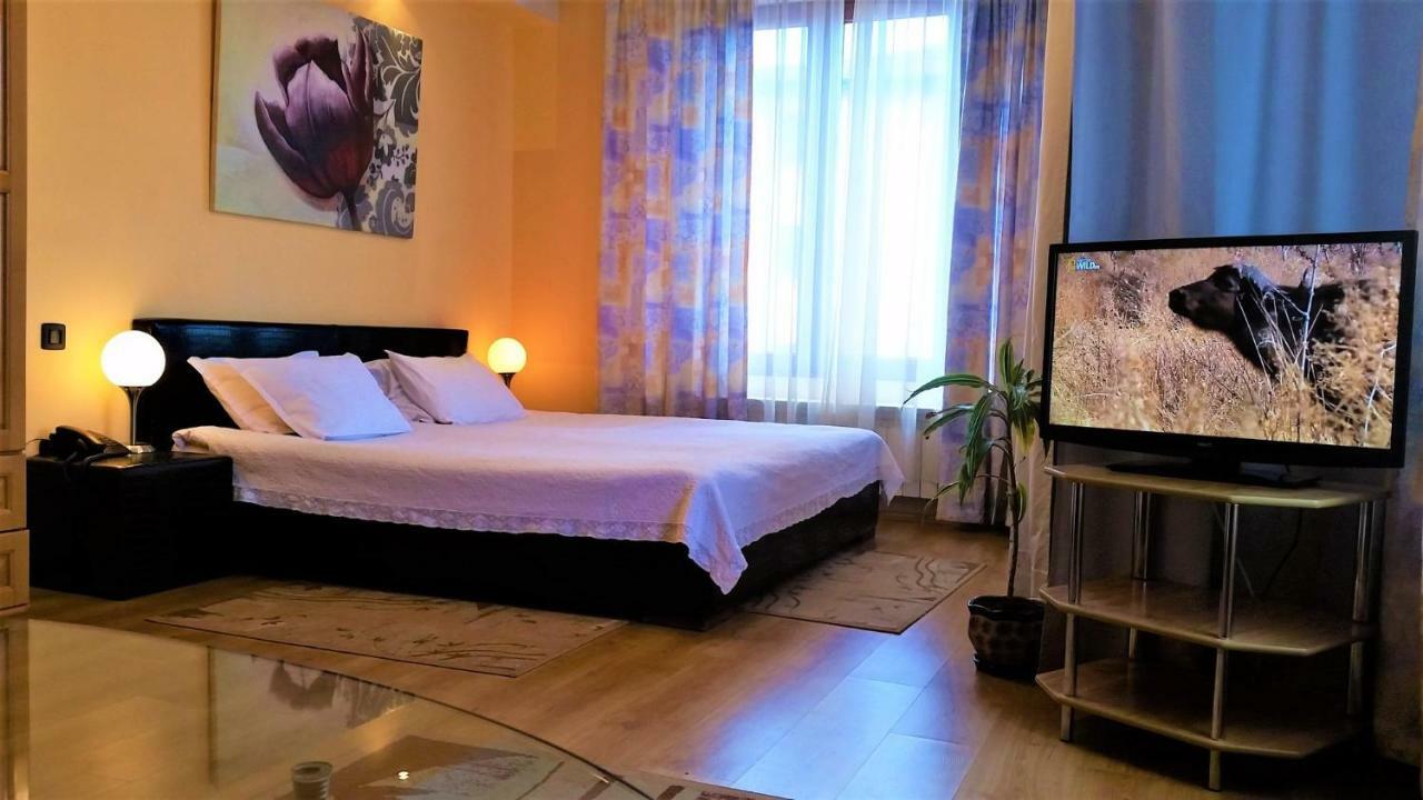 Family Hotel Sonata Szamokov Kültér fotó